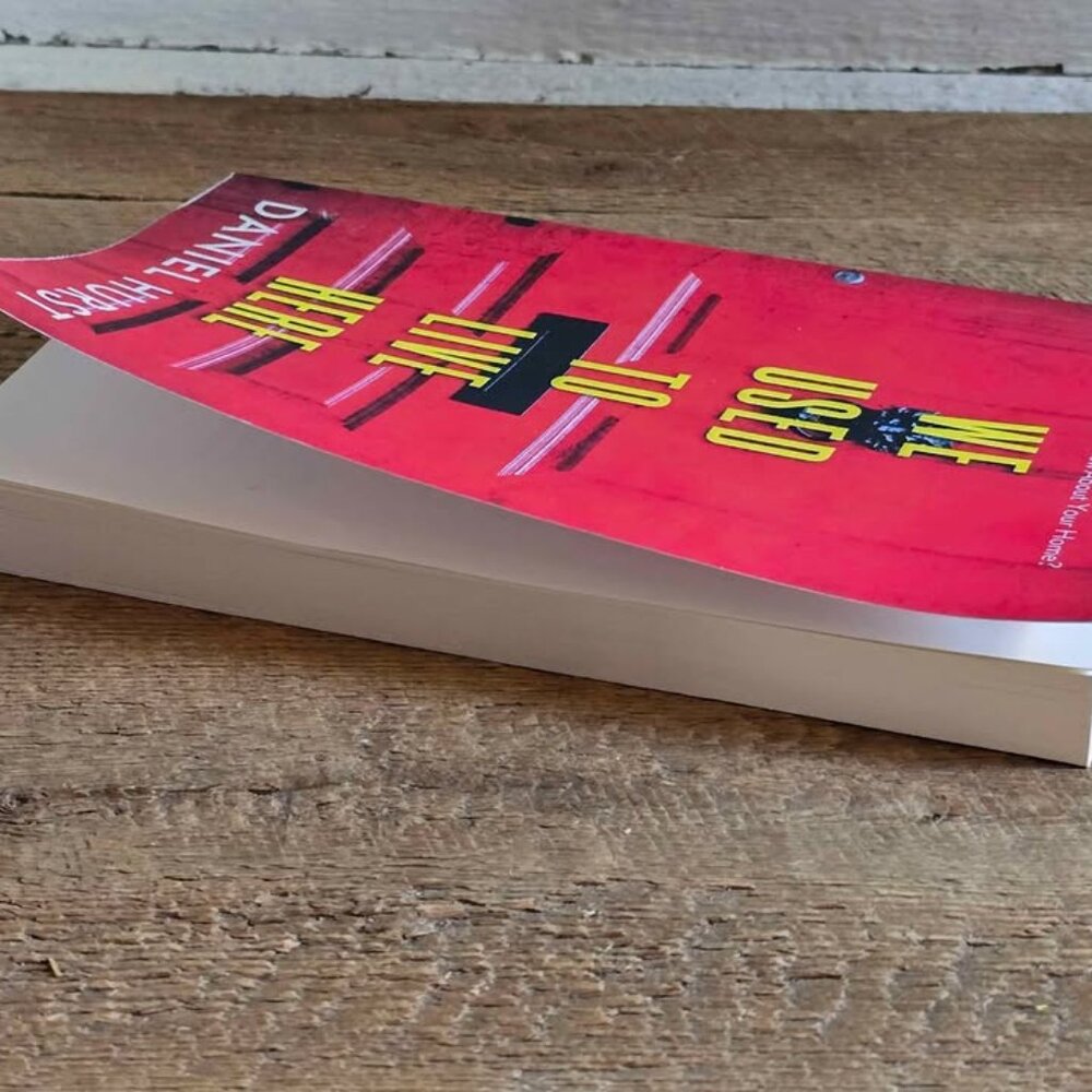We Used to Live Here by Daniel Hurst Thriller Psychological Paperback Book - Picture 4 of 7